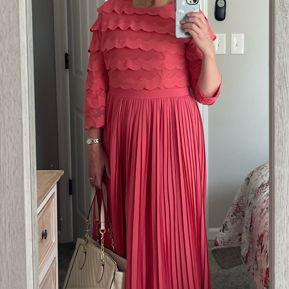 Dainty Jewells Coral Scallop Layer Pleated Midi Dress - Picture 5 of 6